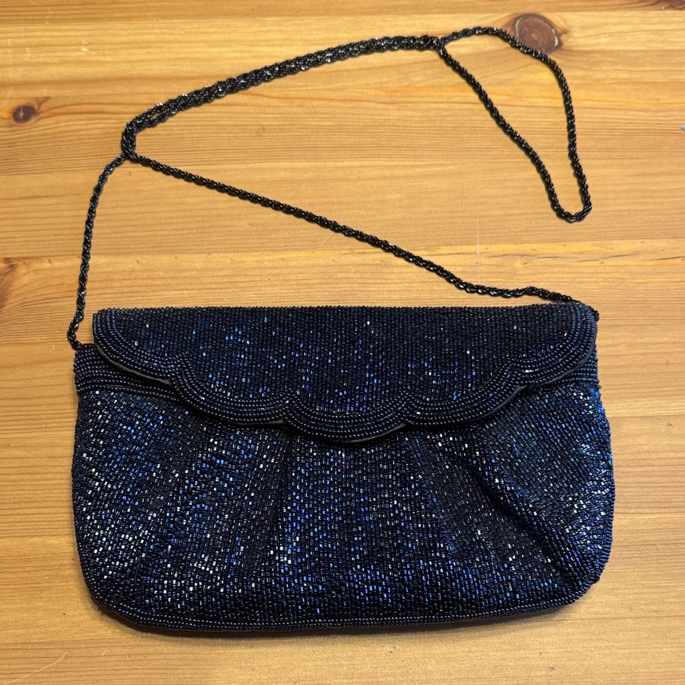 Elegant Blue Beaded Evening Bag
